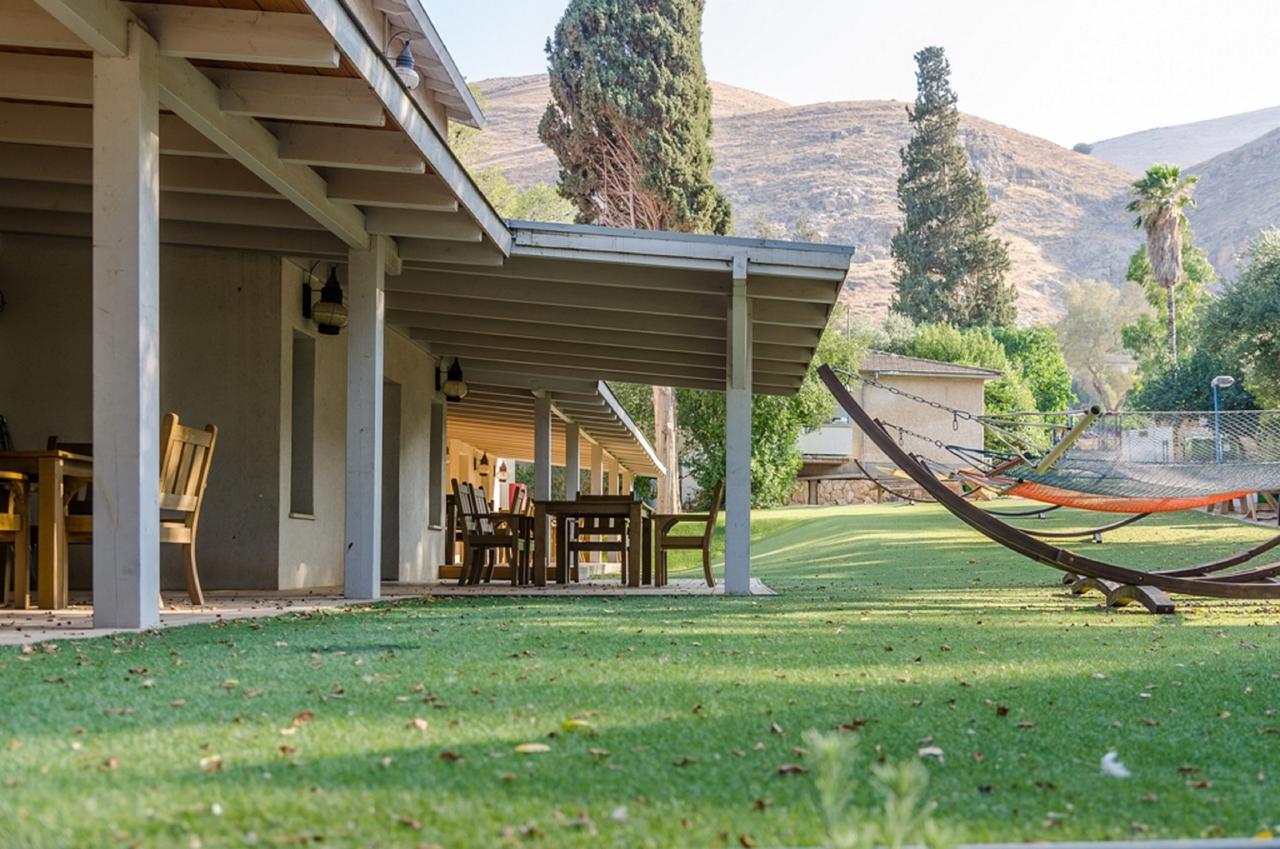 Bait Alfa Kibbutz Country Lodging Bet Alfa Eksteriør bilde